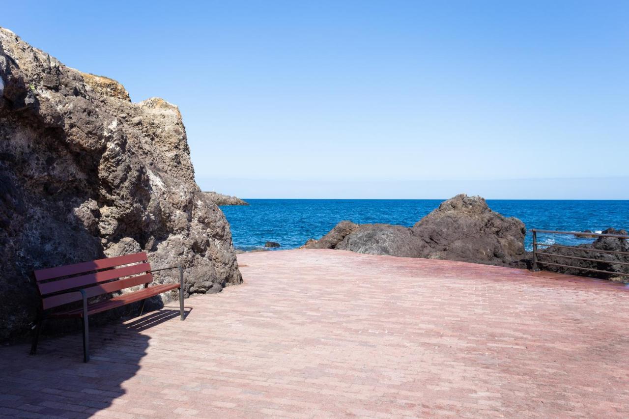 Home2Book Stunning Beachfront House With Sea Views Канделария Экстерьер фото